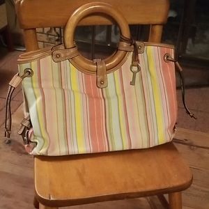 Fossil purse with wooden round handles